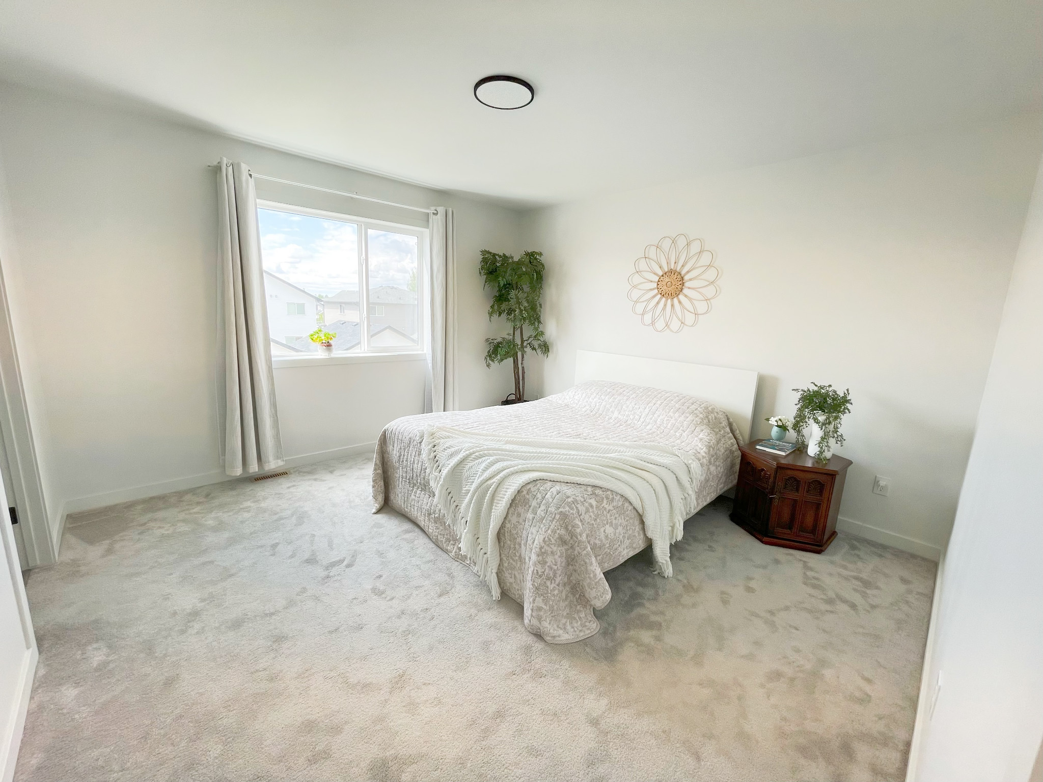 Main bedroom · After / 主卧 · 布置后